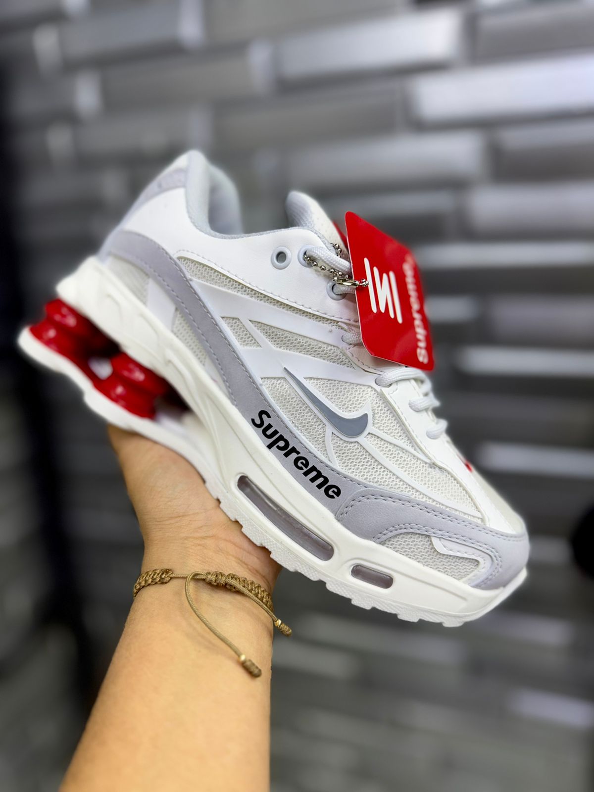NIKE SHOX REPLICA AAA