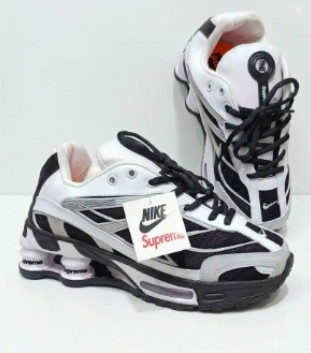 NIKE SHOX REPLICA AAA